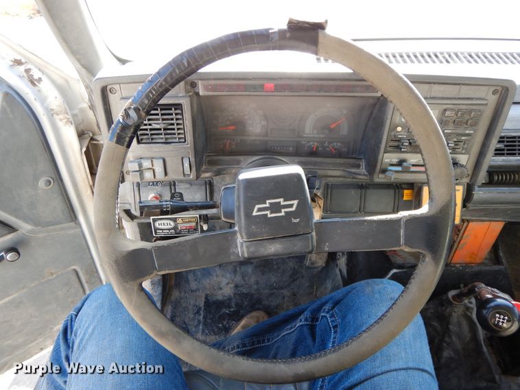 image for item FG9704 1998 Chevrolet C6500  dump truck