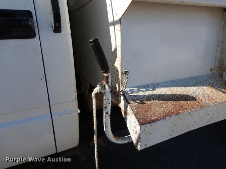 image for item FG9704 1998 Chevrolet C6500  dump truck