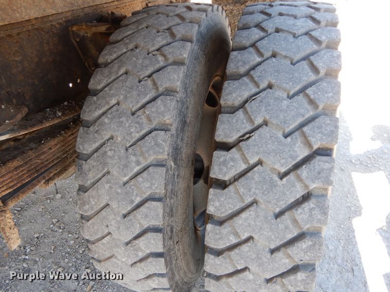 image for item FG9704 1998 Chevrolet C6500  dump truck