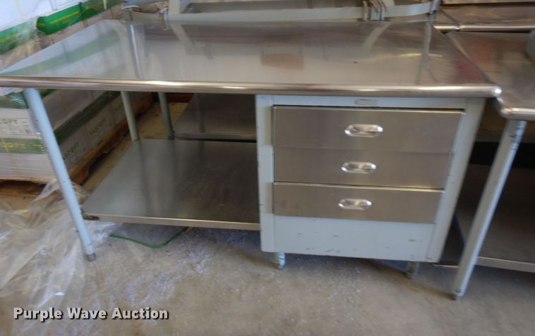 image for item FR9141 (4) tables