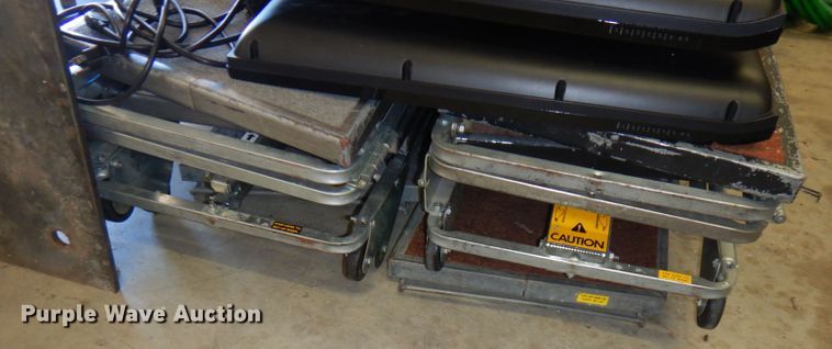 image for item FR9144 (4) portable stage sections