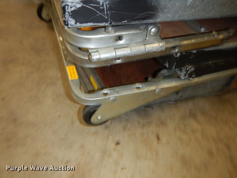 image for item FR9144 (4) portable stage sections