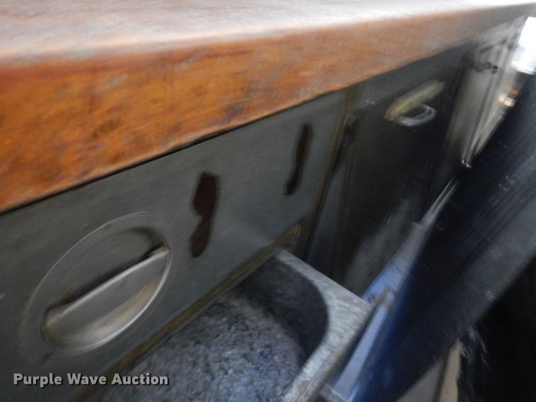 image for item FR9146 Butcherblock top table