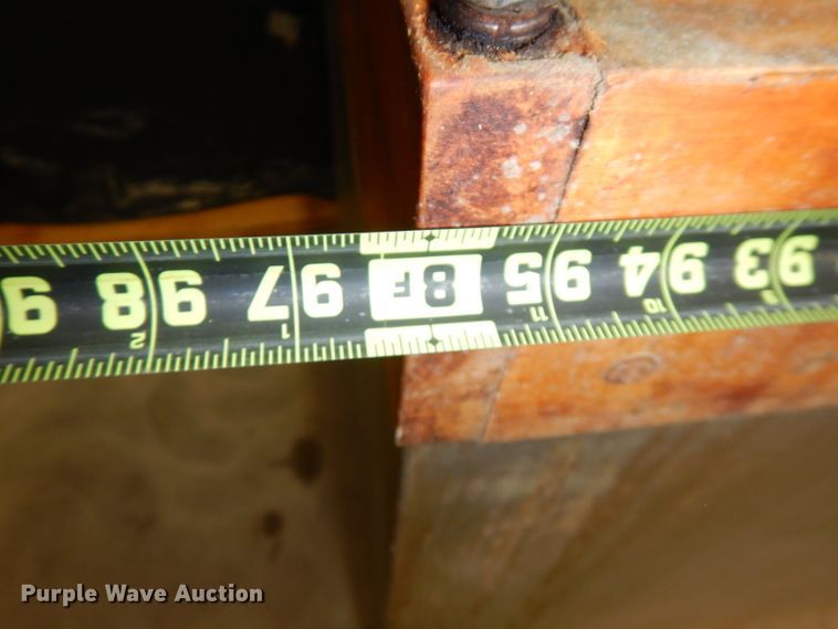 image for item FR9146 Butcherblock top table