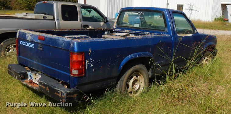 image for item FR9178 1996 Dodge Dakota  pickup truck