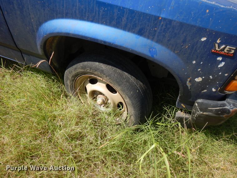 image for item FR9178 1996 Dodge Dakota  pickup truck