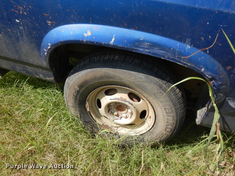 image for item FR9178 1996 Dodge Dakota  pickup truck