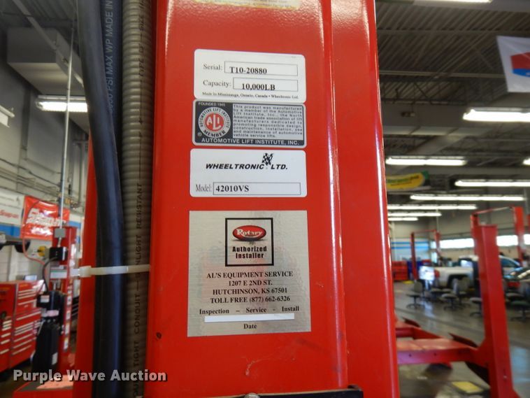 image for item FW9902 Snap-on 42010VS two post automotive lift