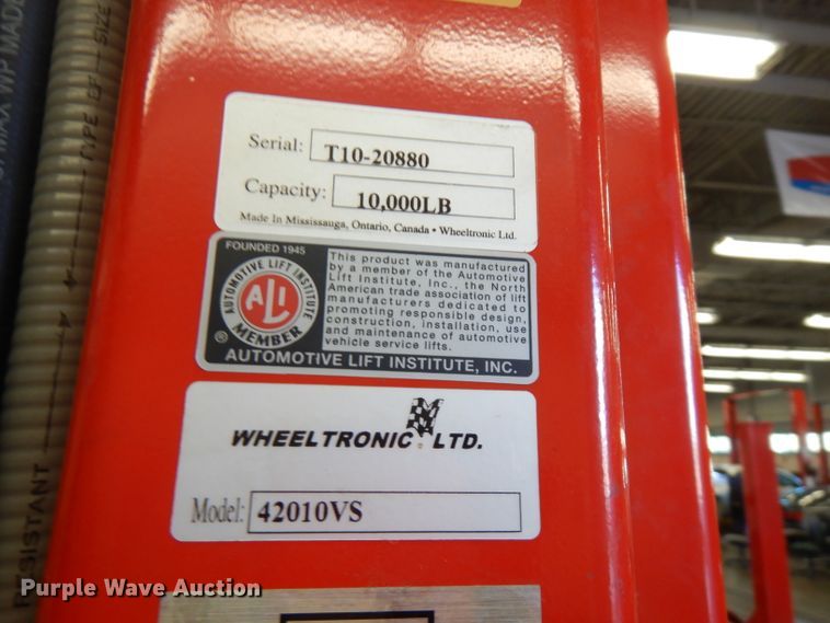 image for item FW9902 Snap-on 42010VS two post automotive lift