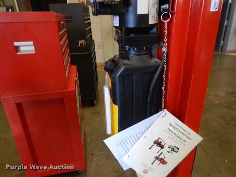 image for item FW9902 Snap-on 42010VS two post automotive lift