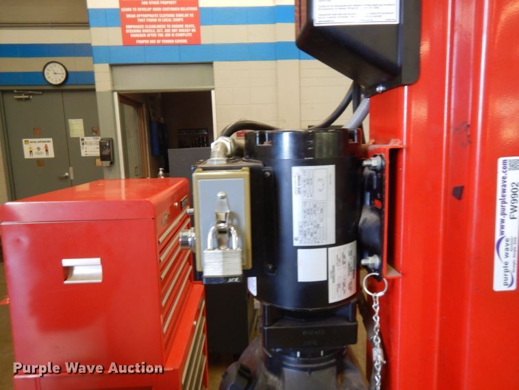 image for item FW9902 Snap-on 42010VS two post automotive lift