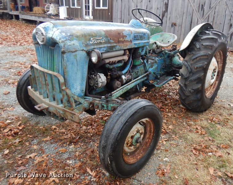 image for item FW9917 Ford 600  tractor