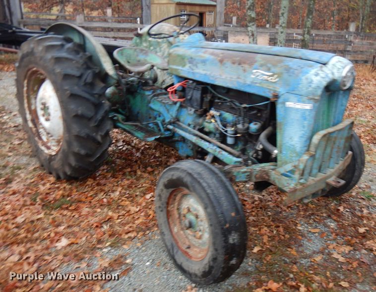 image for item FW9917 Ford 600  tractor