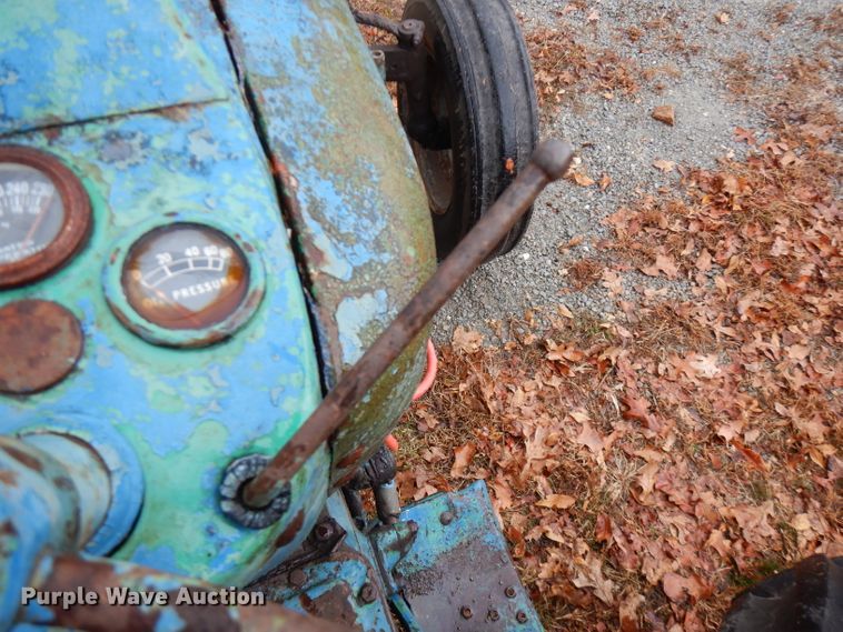 image for item FW9917 Ford 600  tractor
