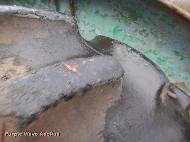 image for item FW9917 Ford 600  tractor