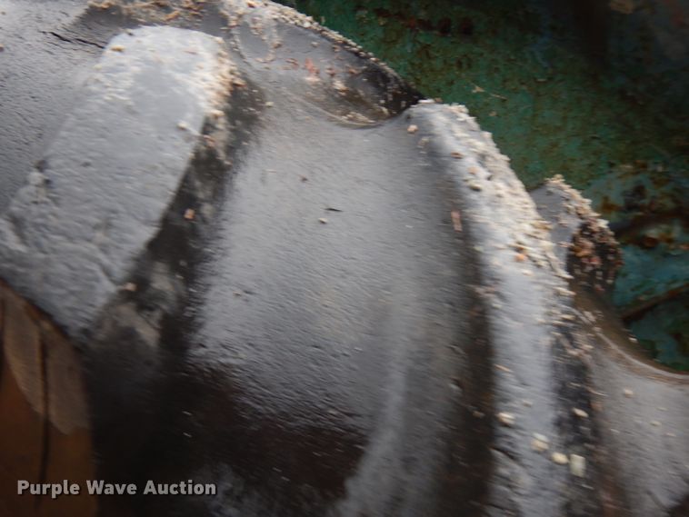 image for item FW9917 Ford 600  tractor