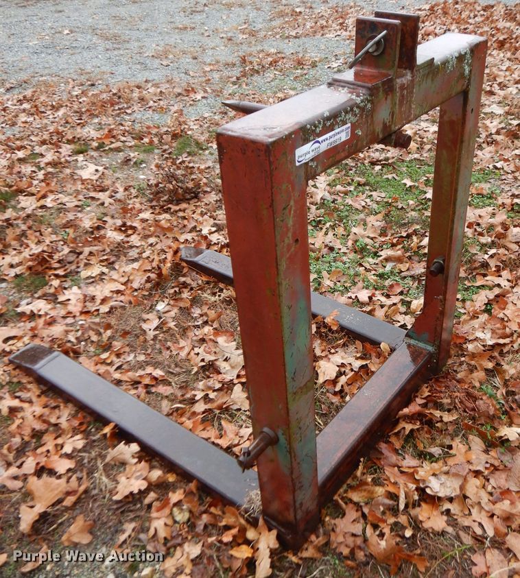 image for item FW9919 Bale spear