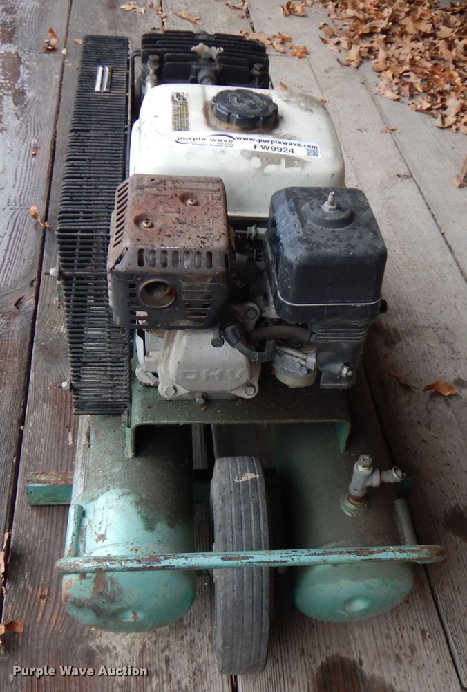 image for item FW9924 Air compressor