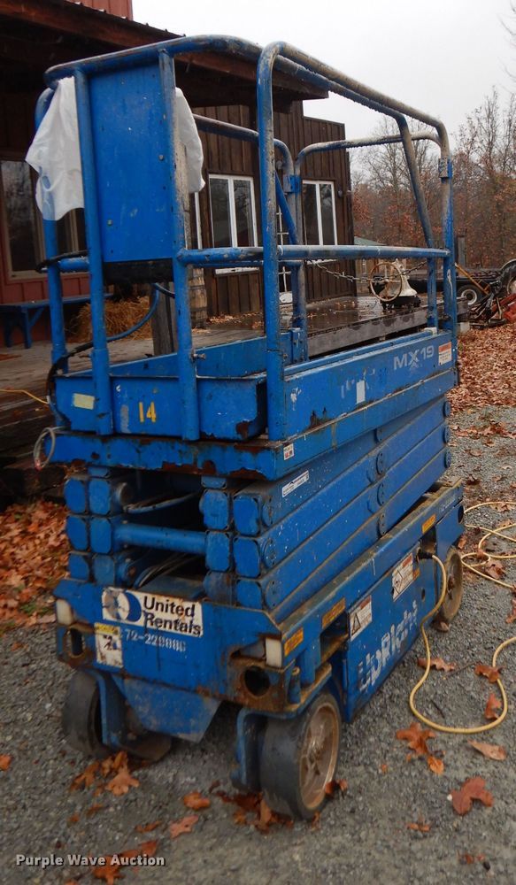 image for item FW9926 Up Right MX19  scissor lift