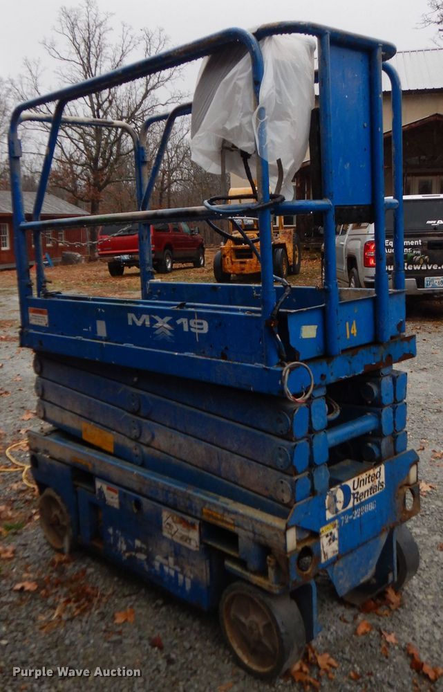 image for item FW9926 Up Right MX19  scissor lift
