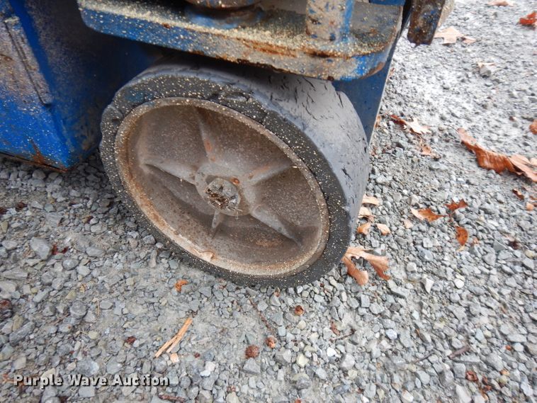 image for item FW9926 Up Right MX19  scissor lift