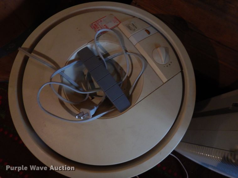 image for item FW9928 Audio/video equipment