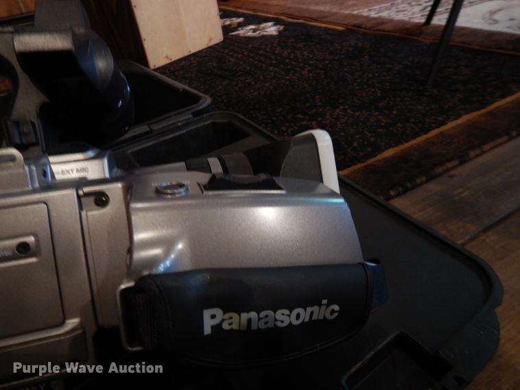 image for item FW9928 Audio/video equipment