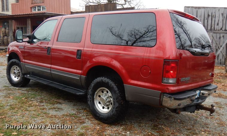 image for item FW9929 2003 Ford Excursion XLT  SUV