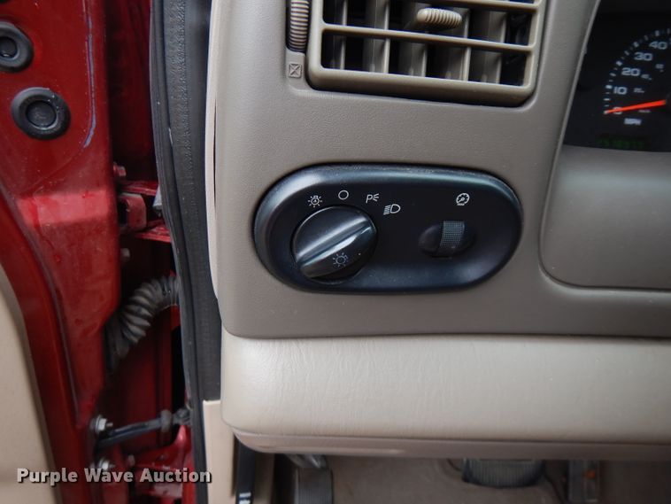 image for item FW9929 2003 Ford Excursion XLT  SUV