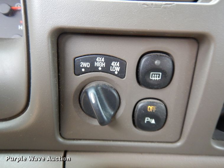 image for item FW9929 2003 Ford Excursion XLT  SUV