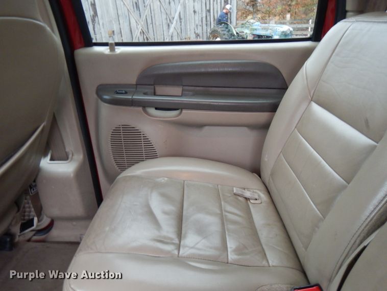 image for item FW9929 2003 Ford Excursion XLT  SUV