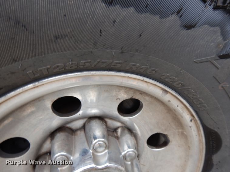 image for item FW9929 2003 Ford Excursion XLT  SUV