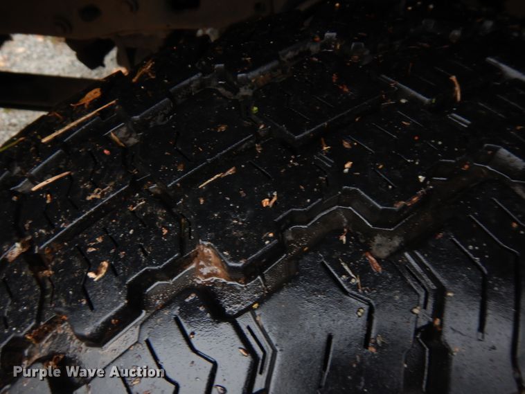 image for item FW9929 2003 Ford Excursion XLT  SUV