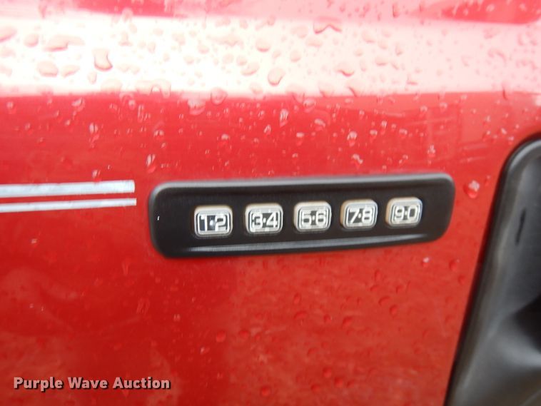 image for item FW9929 2003 Ford Excursion XLT  SUV