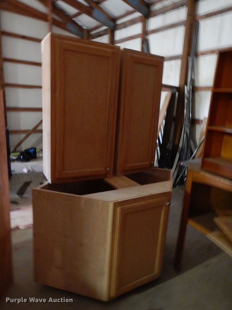 image for item FW9938 (16) cabinets