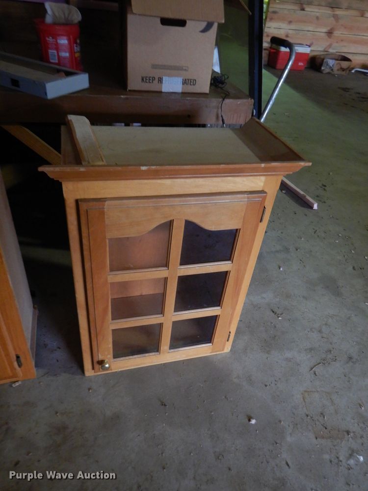 image for item FW9938 (16) cabinets