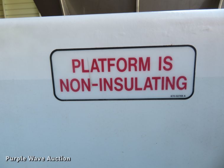 image for item GI9234 2015 Altec aerial man basket