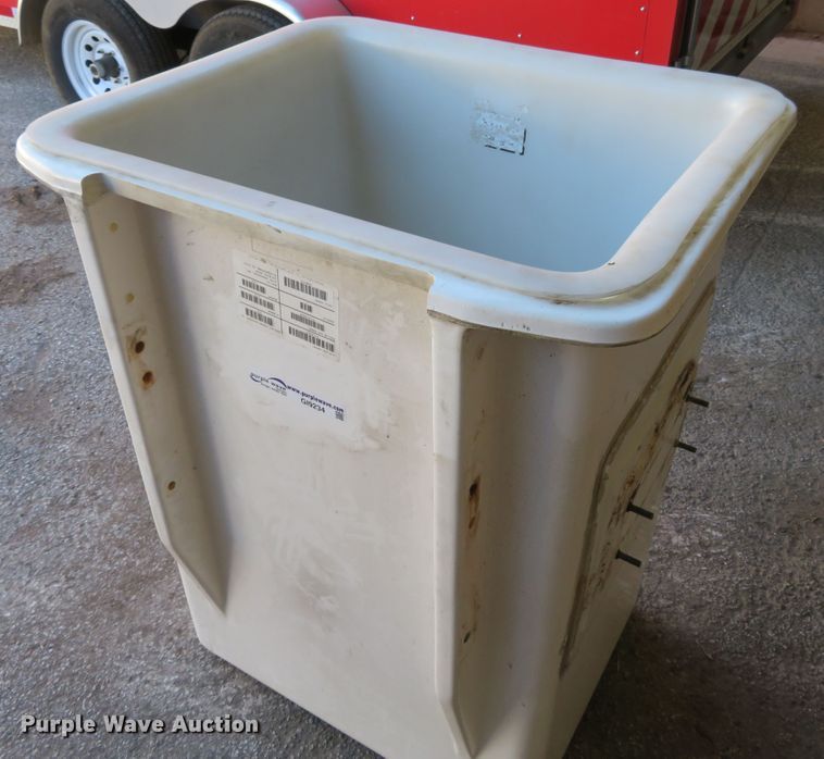 image for item GI9234 2015 Altec aerial man basket