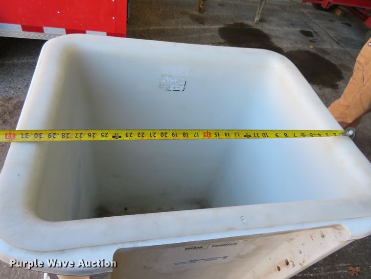 image for item GI9234 2015 Altec aerial man basket