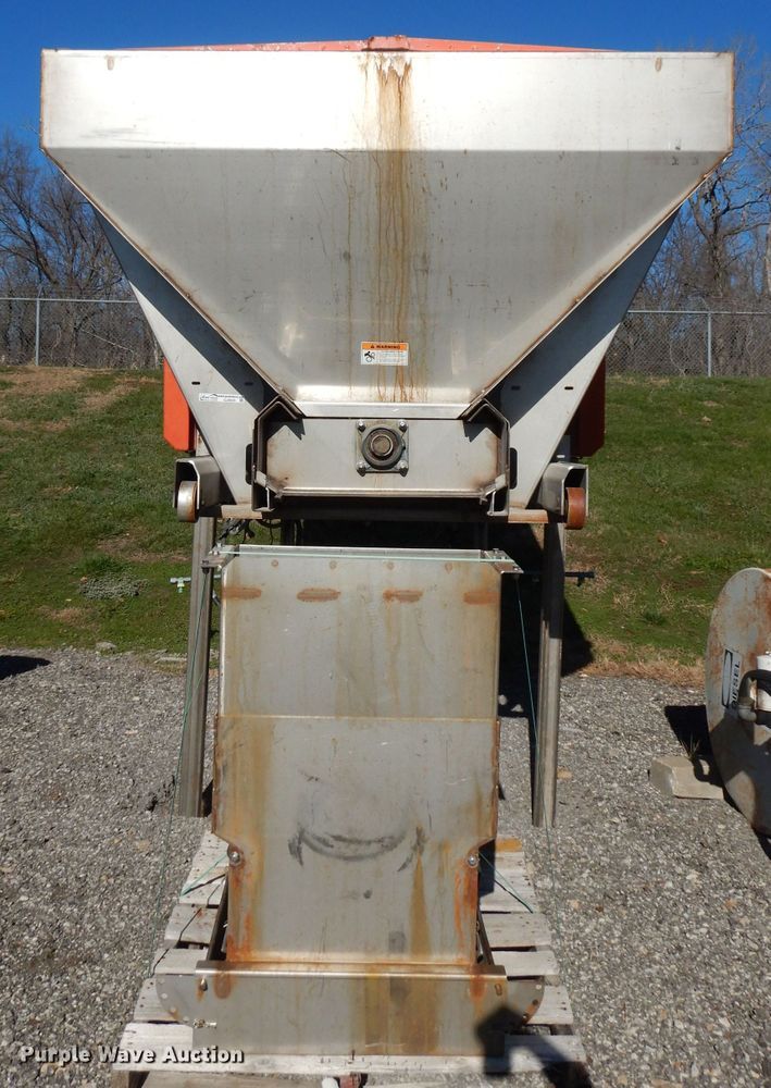 image for item GJ9639 Henke stainless steel spreader