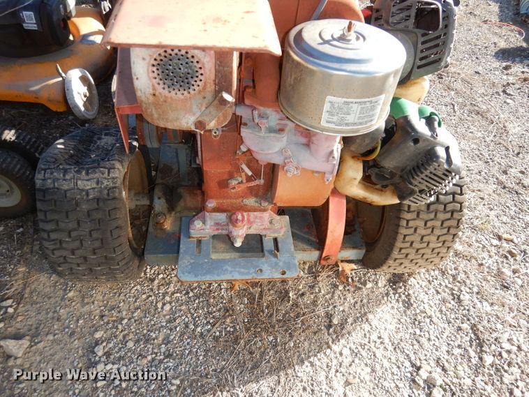 image for item GJ9660 Lawn and garden equipment