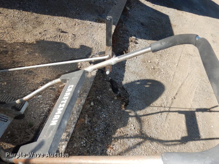 image for item GJ9660 Lawn and garden equipment