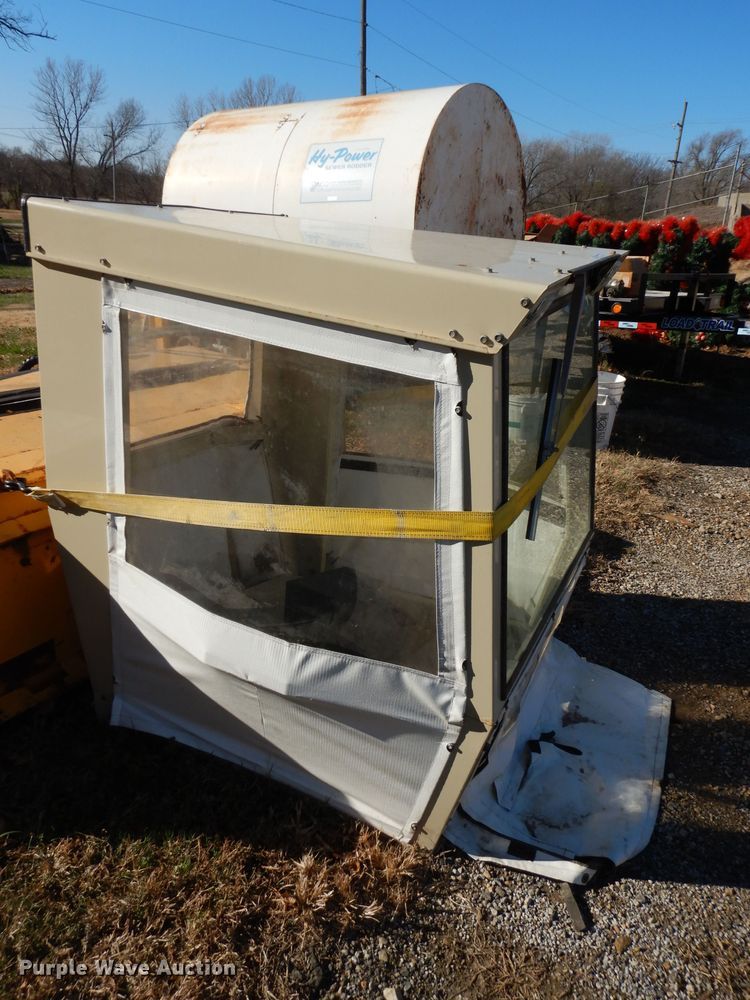 image for item GJ9664 Grasshopper mower cab