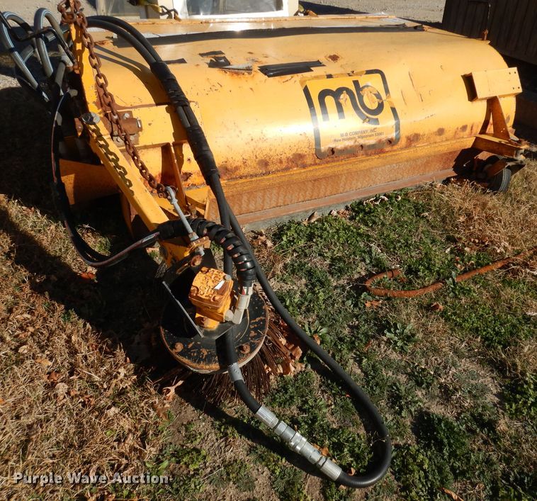 image for item GJ9665 MB 76"W skid steer broom