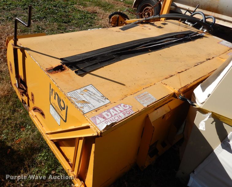 image for item GJ9665 MB 76"W skid steer broom