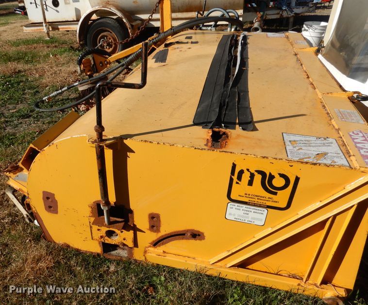 image for item GJ9665 MB 76"W skid steer broom