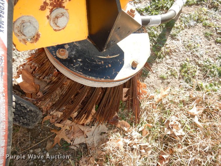 image for item GJ9665 MB 76"W skid steer broom