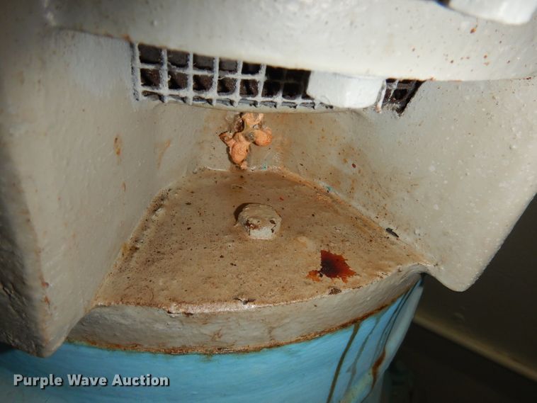 image for item GJ9672 Vertical motor high thrust water pump