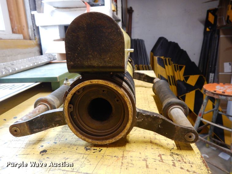 image for item GQ9877 (2) Tippmann post drivers