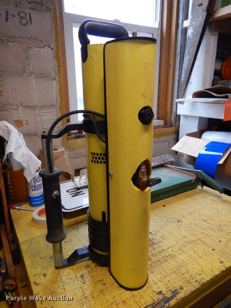 image for item GQ9877 (2) Tippmann post drivers